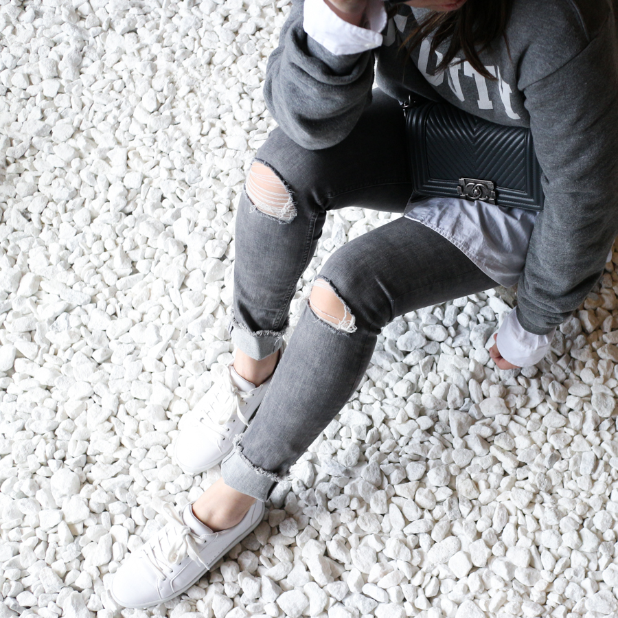 white-sneakers-stan-smith